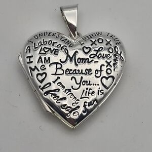 LA Jewelry Sterling Silver Mom Heart Locket